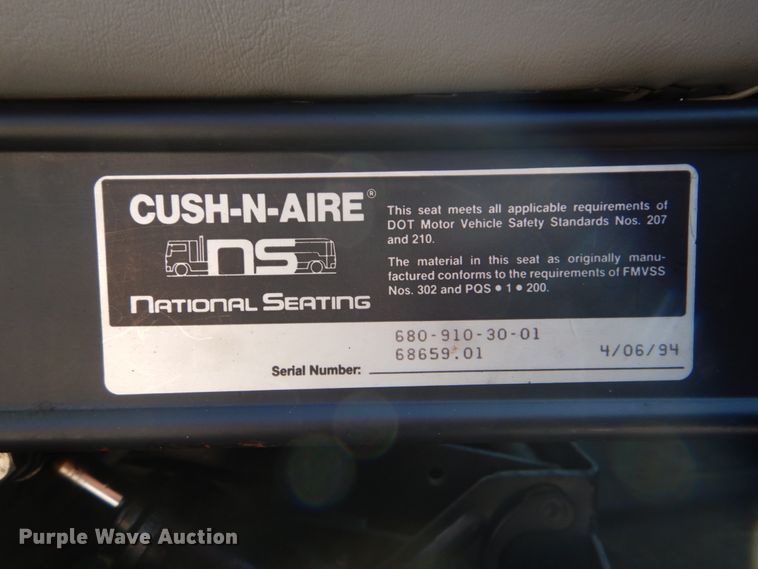 image for item FF9105 1994 Freightliner FL70 dump truck