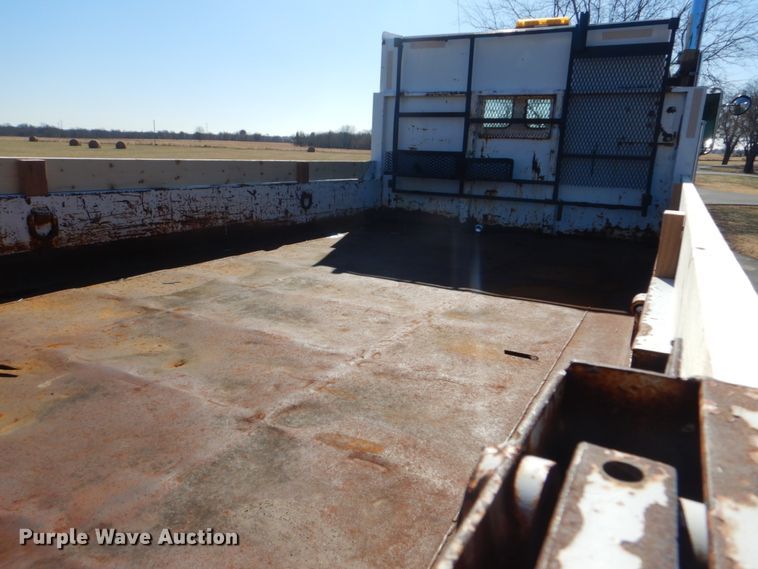 image for item FF9105 1994 Freightliner FL70 dump truck