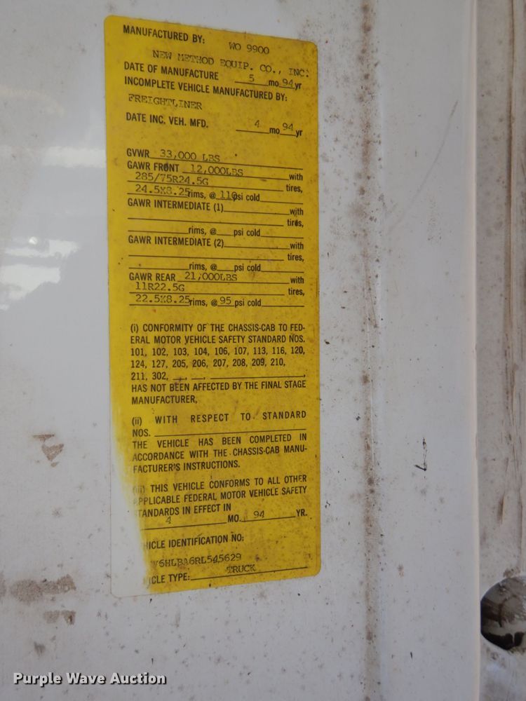 image for item FF9105 1994 Freightliner FL70 dump truck