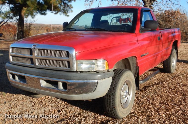 image for item FF9125 2001 Dodge Ram 1500 pickup truck
