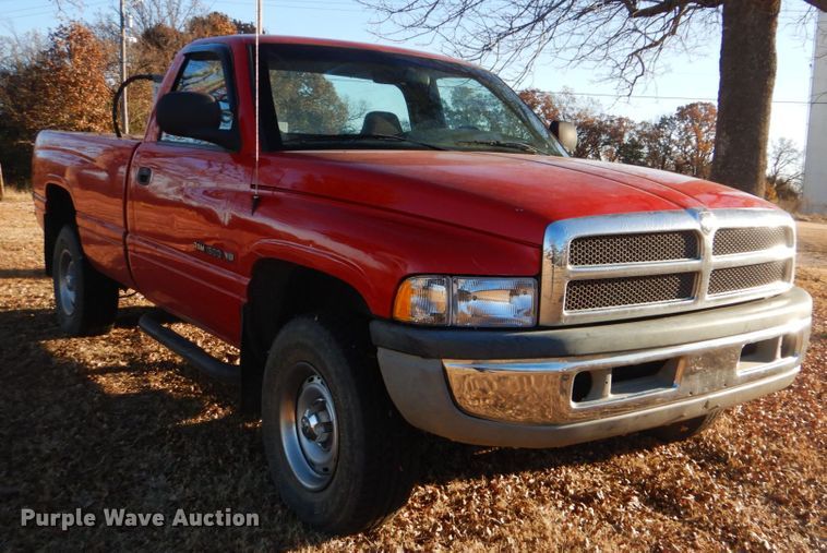 image for item FF9125 2001 Dodge Ram 1500 pickup truck