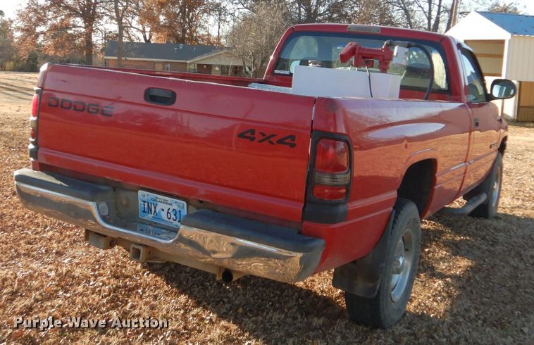 image for item FF9125 2001 Dodge Ram 1500 pickup truck