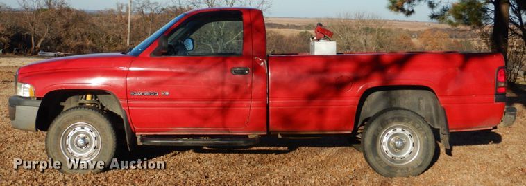 image for item FF9125 2001 Dodge Ram 1500 pickup truck