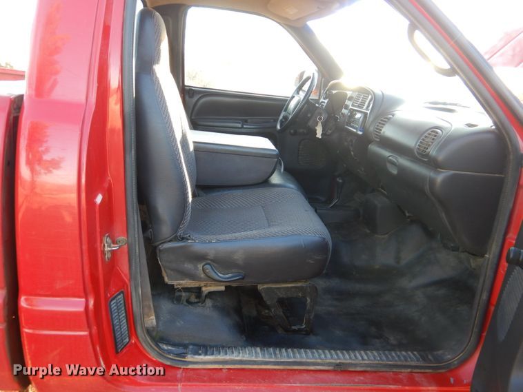 image for item FF9125 2001 Dodge Ram 1500 pickup truck