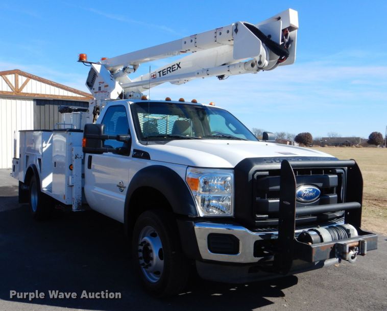 image for item FF9129 2011 Ford F550 Super Duty bucket truck