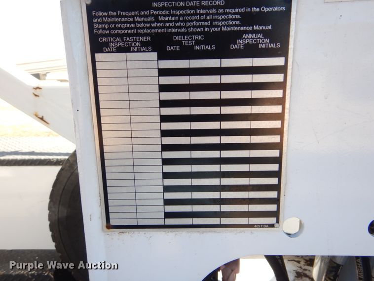 image for item FF9129 2011 Ford F550 Super Duty bucket truck