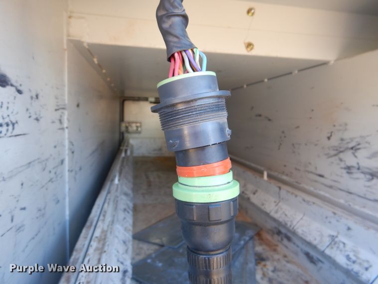 image for item FF9129 2011 Ford F550 Super Duty bucket truck