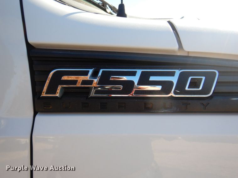 image for item FF9129 2011 Ford F550 Super Duty bucket truck