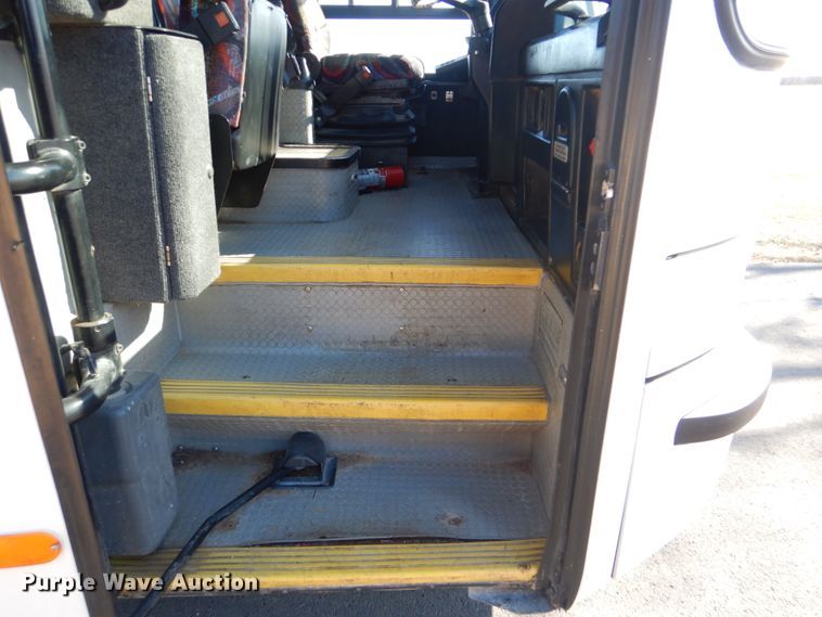 image for item FF9130 1998 Van Hool T945 coach bus