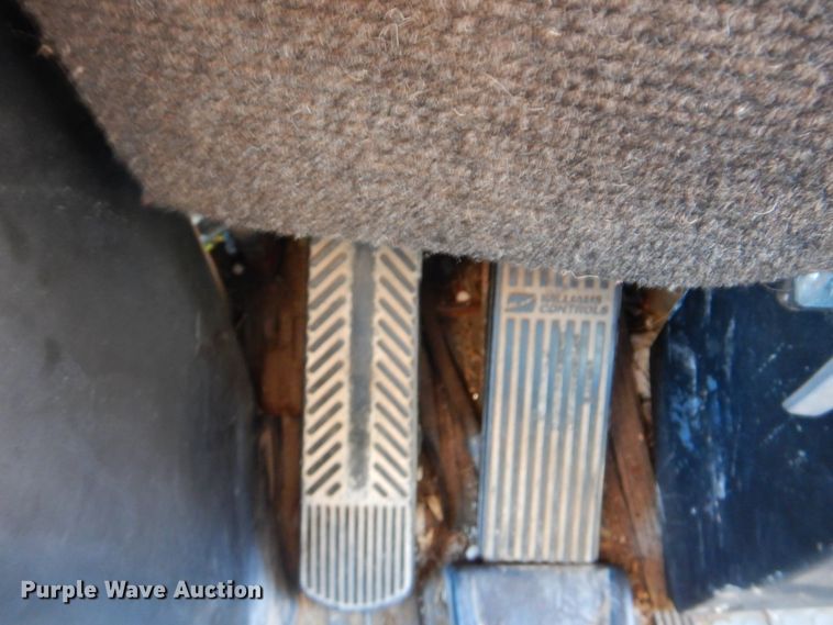 image for item FF9130 1998 Van Hool T945 coach bus