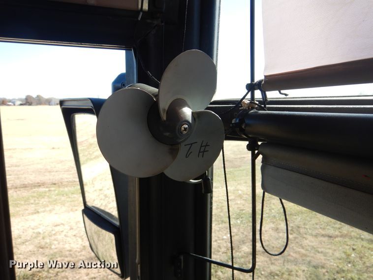 image for item FF9130 1998 Van Hool T945 coach bus