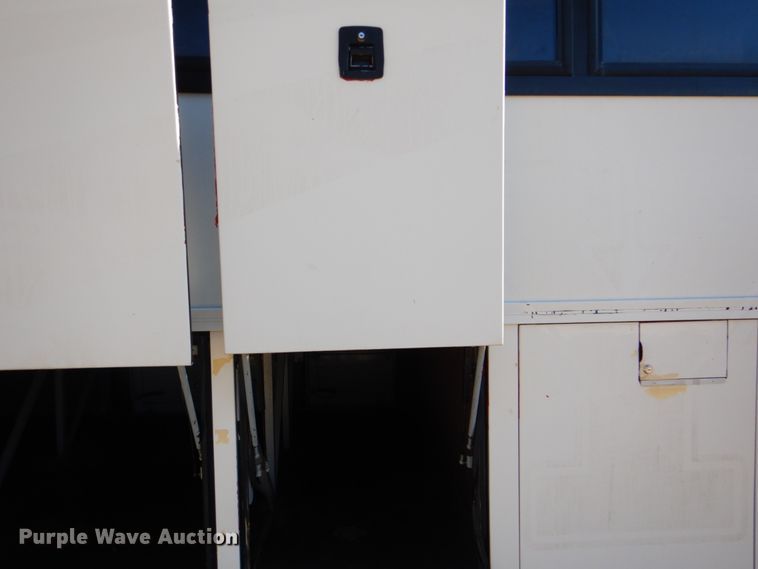 image for item FF9130 1998 Van Hool T945 coach bus