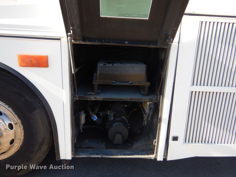 image for item FF9130 1998 Van Hool T945 coach bus