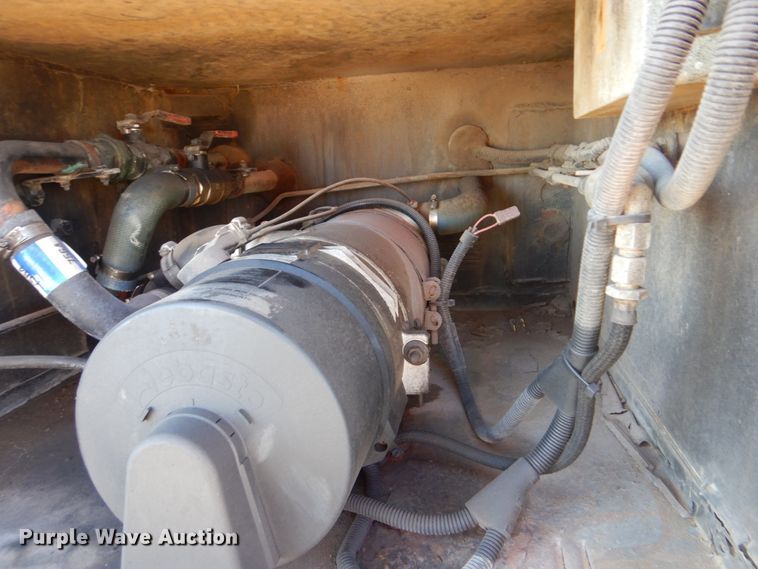 image for item FF9130 1998 Van Hool T945 coach bus