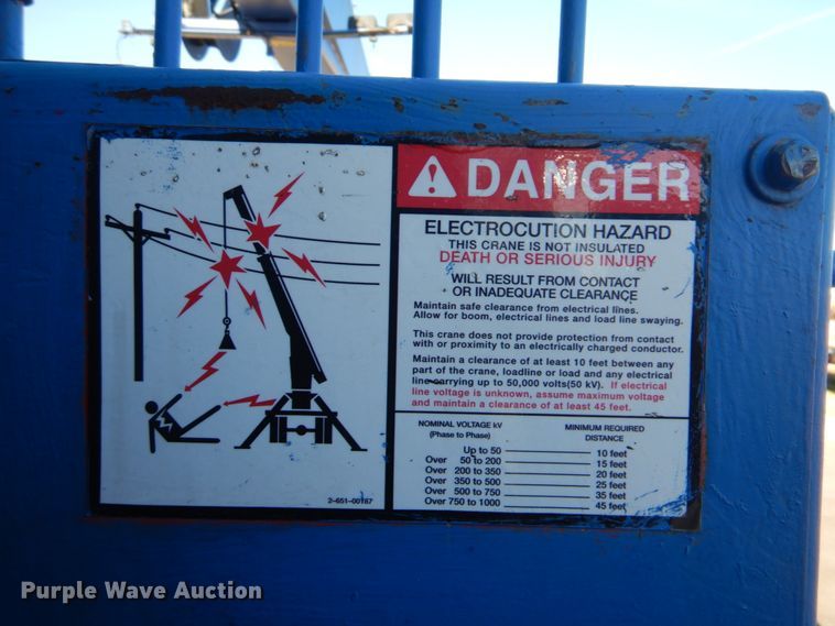 image for item FF9131 1996 International 2574 crane truck