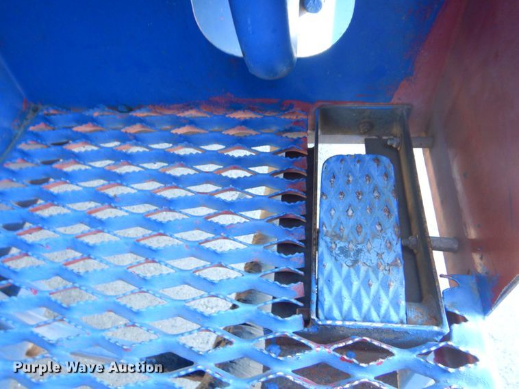 image for item FF9131 1996 International 2574 crane truck