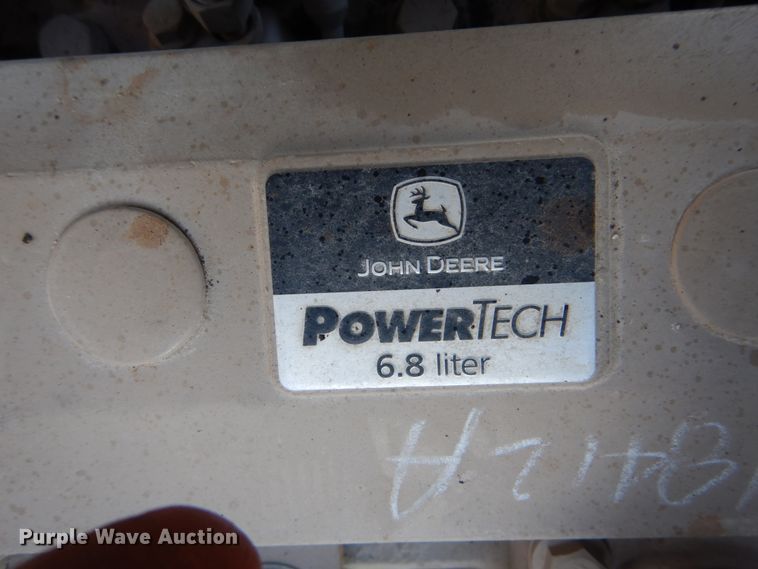 image for item FF9132 2005 Sterling L-Line vacuum truck