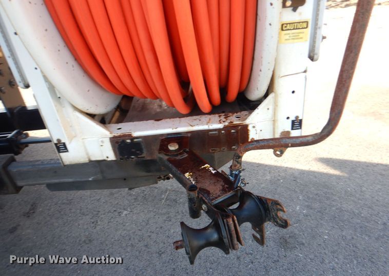 image for item FF9132 2005 Sterling L-Line vacuum truck