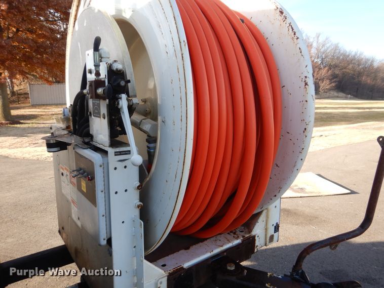 image for item FF9132 2005 Sterling L-Line vacuum truck