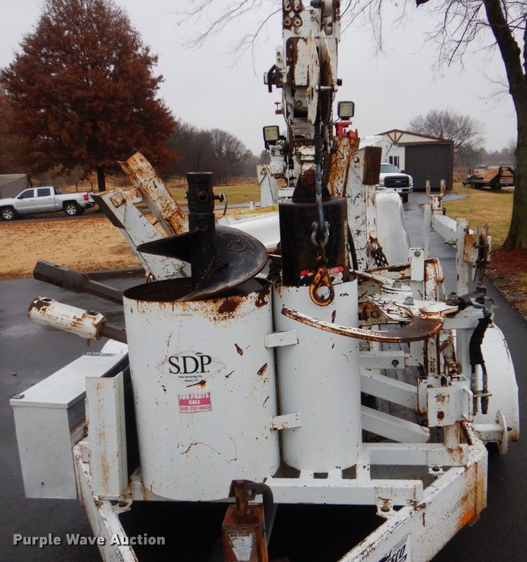 image for item FF9147 2003 SDP EZH3P22H mini digger derrick