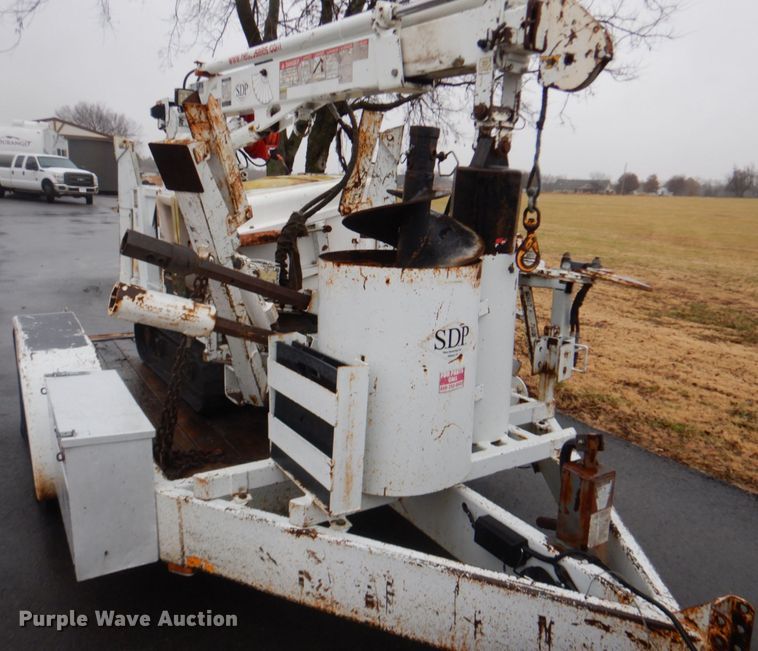 image for item FF9147 2003 SDP EZH3P22H mini digger derrick