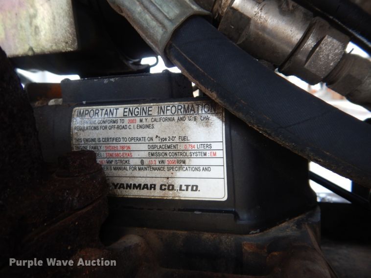 image for item FF9147 2003 SDP EZH3P22H mini digger derrick