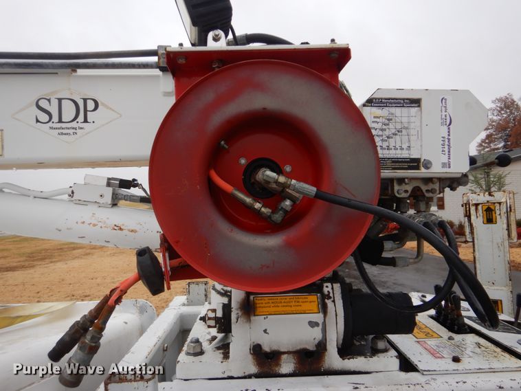 image for item FF9147 2003 SDP EZH3P22H mini digger derrick