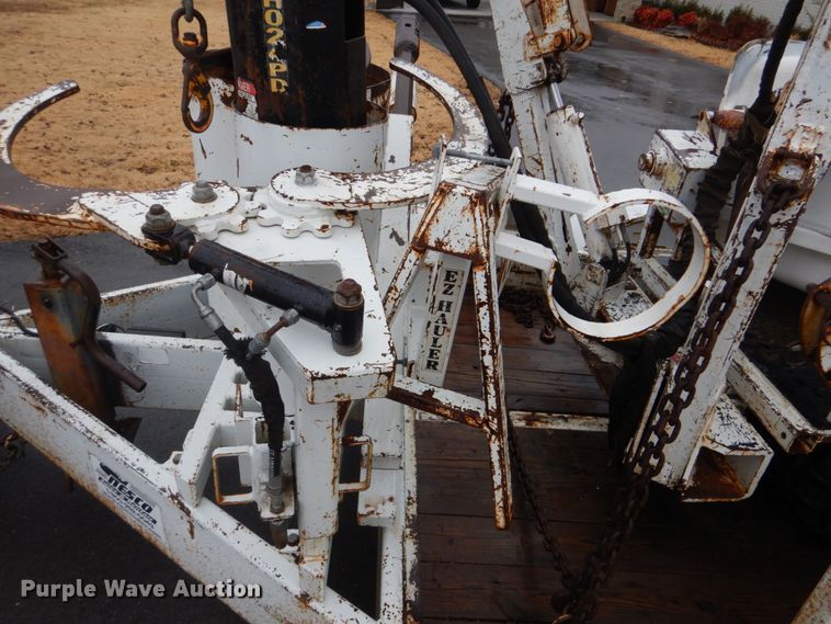 image for item FF9147 2003 SDP EZH3P22H mini digger derrick