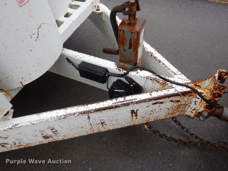 image for item FF9147 2003 SDP EZH3P22H mini digger derrick