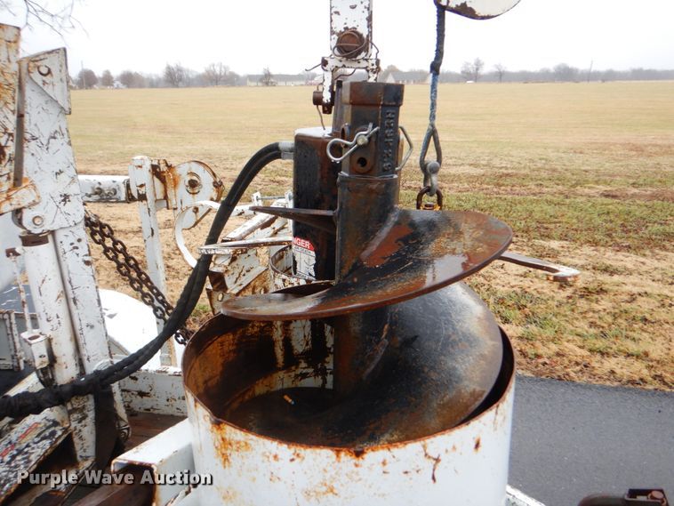 image for item FF9147 2003 SDP EZH3P22H mini digger derrick