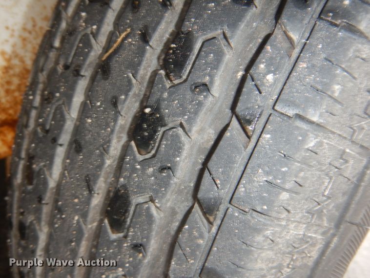 image for item FF9147 2003 SDP EZH3P22H mini digger derrick