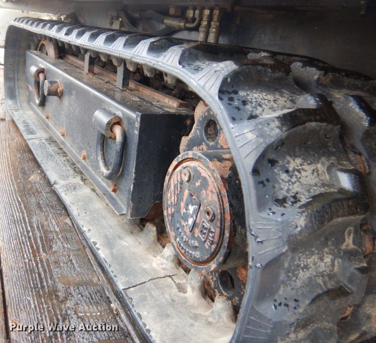 image for item FF9147 2003 SDP EZH3P22H mini digger derrick