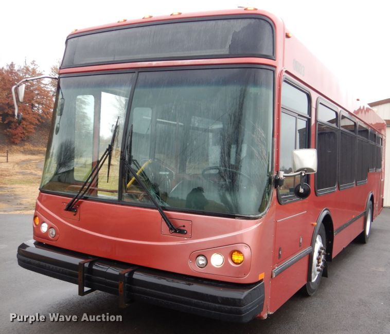 image for item FF9151 2006 El Dorado EZ Rider II coach bus