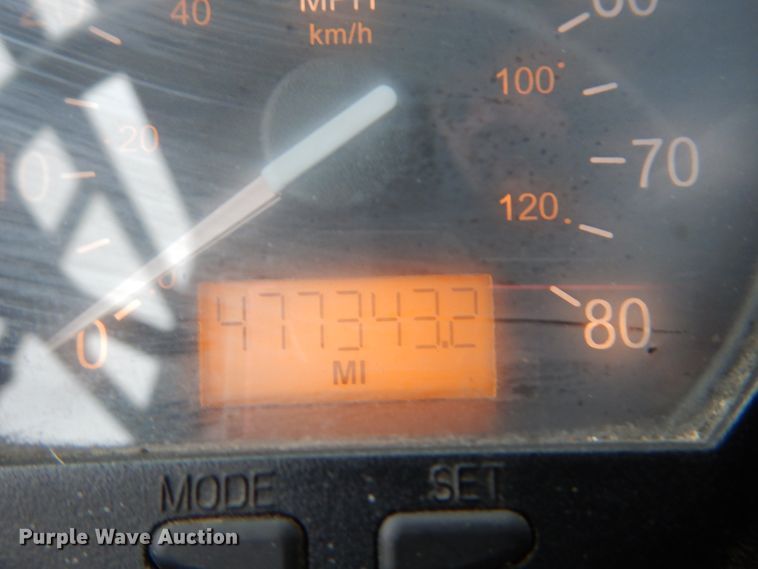 image for item FF9151 2006 El Dorado EZ Rider II coach bus