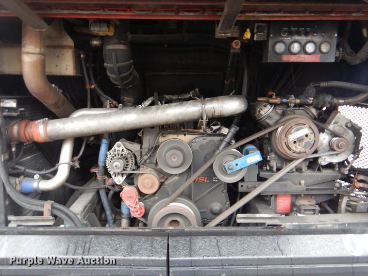 image for item FF9151 2006 El Dorado EZ Rider II coach bus