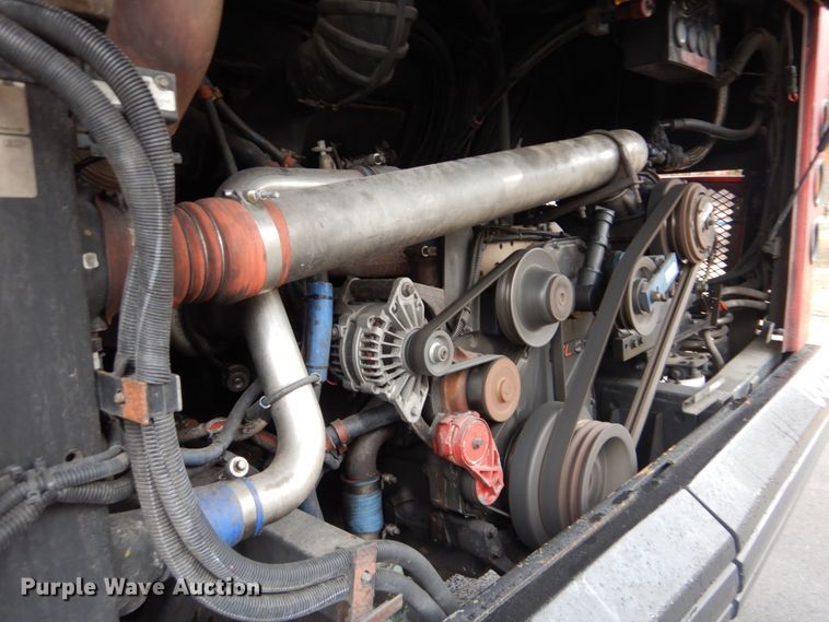 image for item FF9151 2006 El Dorado EZ Rider II coach bus