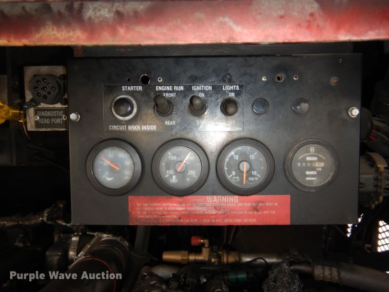 image for item FF9151 2006 El Dorado EZ Rider II coach bus