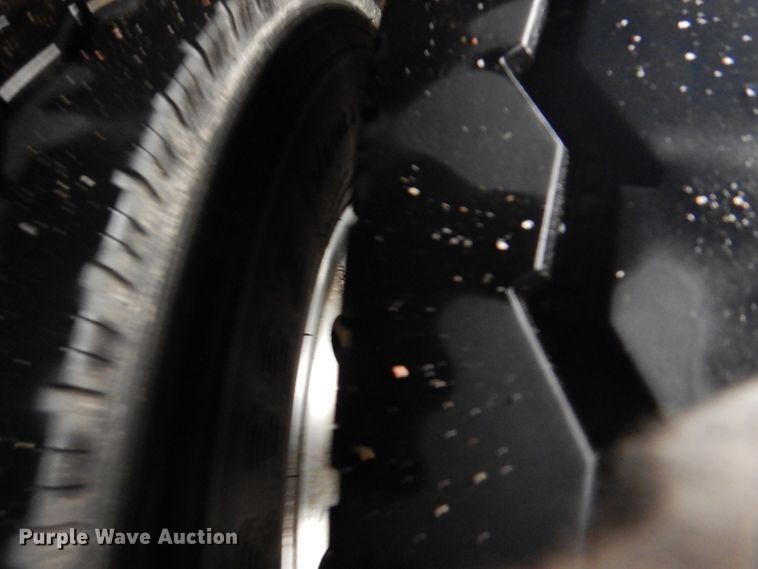 image for item FF9151 2006 El Dorado EZ Rider II coach bus