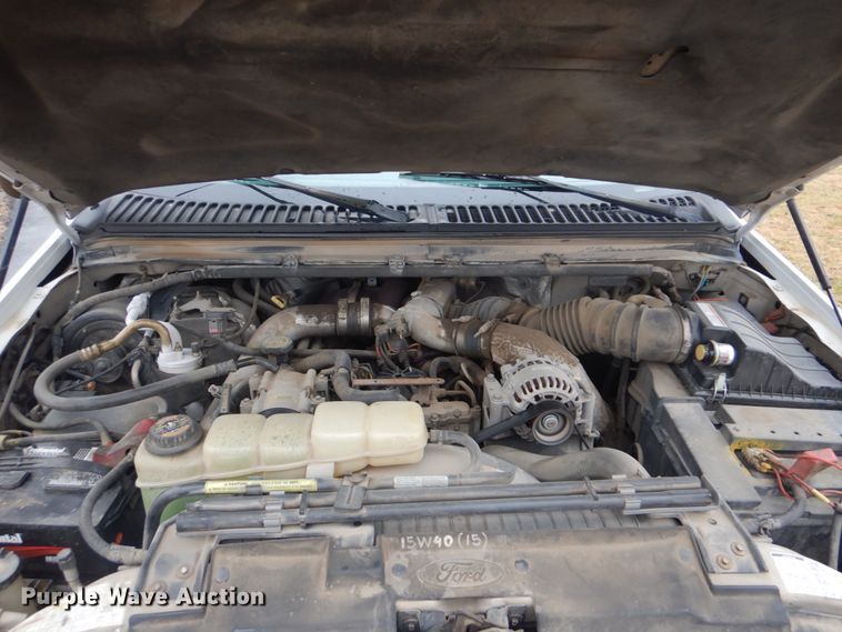 image for item FF9164 2000 Ford F350 Super Duty Crew Cab utility bed pickup truck