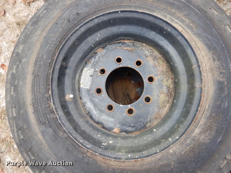 image for item FI9733 Automotive parts