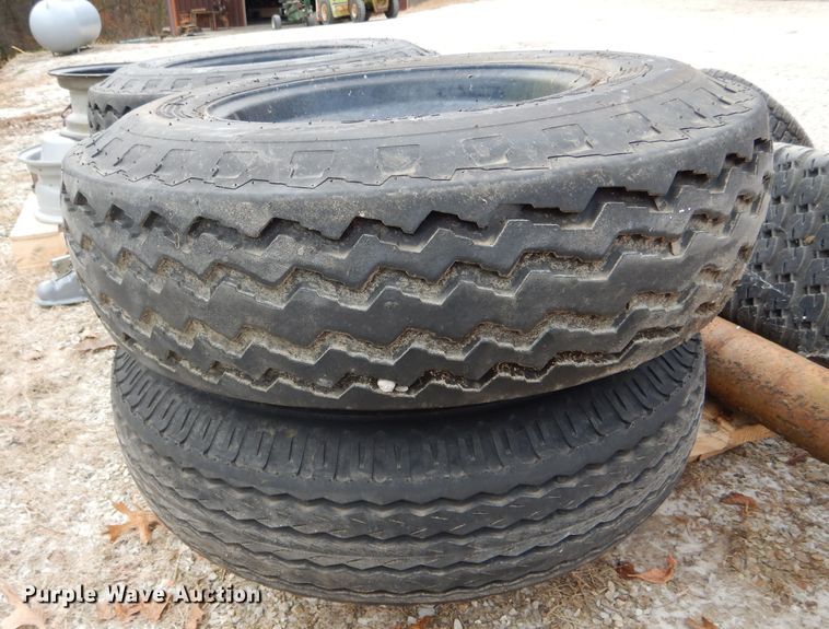 image for item FI9733 Automotive parts