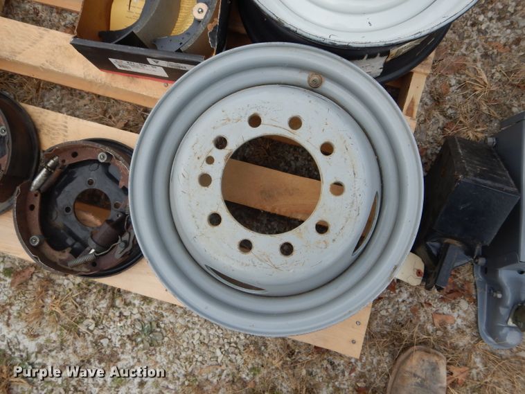 image for item FI9733 Automotive parts