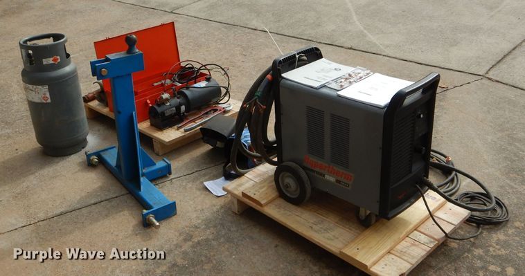 image for item FI9738 Hypertherm Powermax 1650 plasma cutter