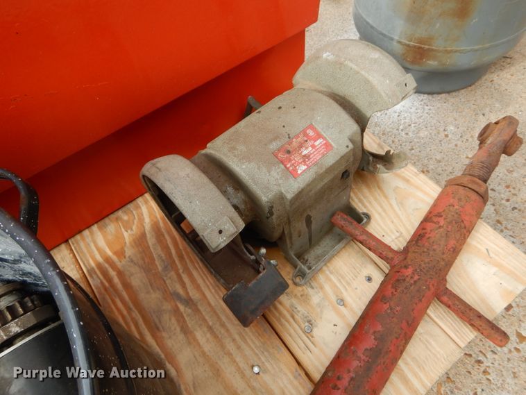 image for item FI9738 Hypertherm Powermax 1650 plasma cutter