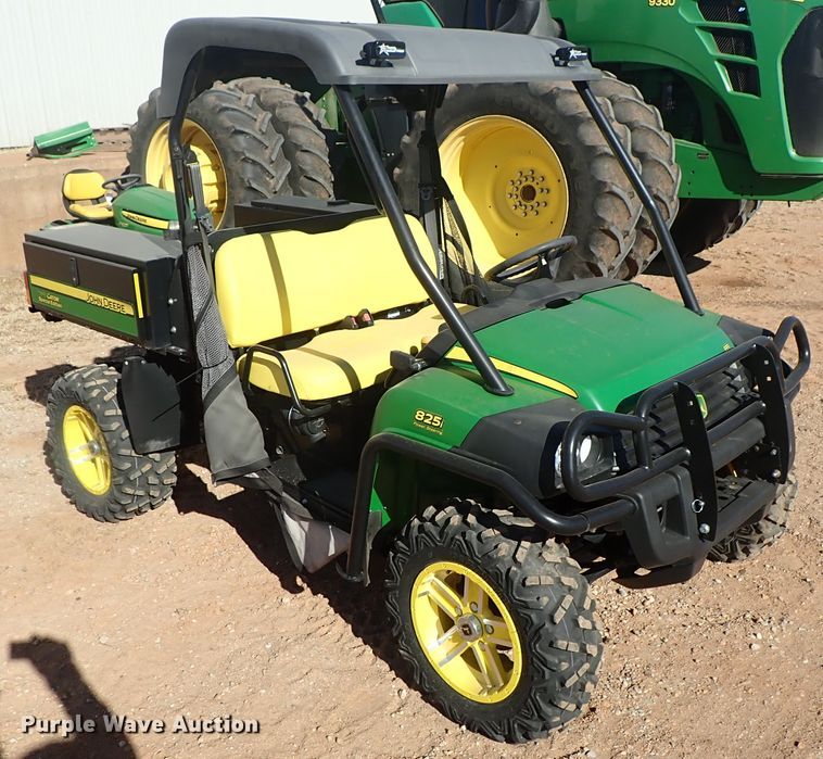 image for item FK9553 2016 John Deere 825i Gator utility vehicle