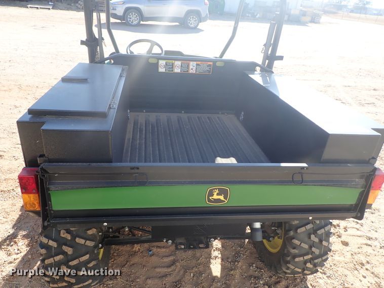 image for item FK9553 2016 John Deere 825i Gator utility vehicle