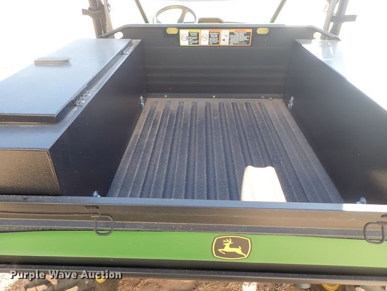 image for item FK9553 2016 John Deere 825i Gator utility vehicle
