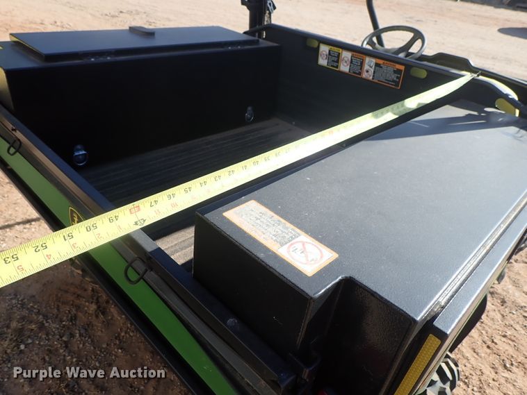 image for item FK9553 2016 John Deere 825i Gator utility vehicle
