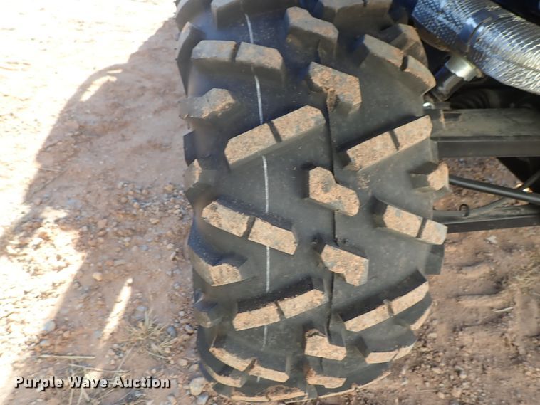 image for item FK9553 2016 John Deere 825i Gator utility vehicle