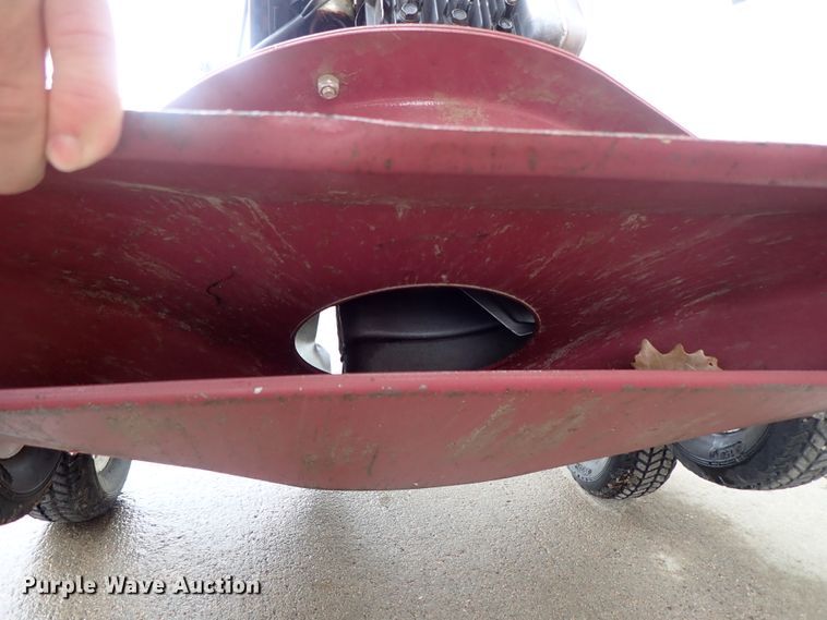 image for item FK9653 Parker Scavenger SV-8930Q leaf vacuum